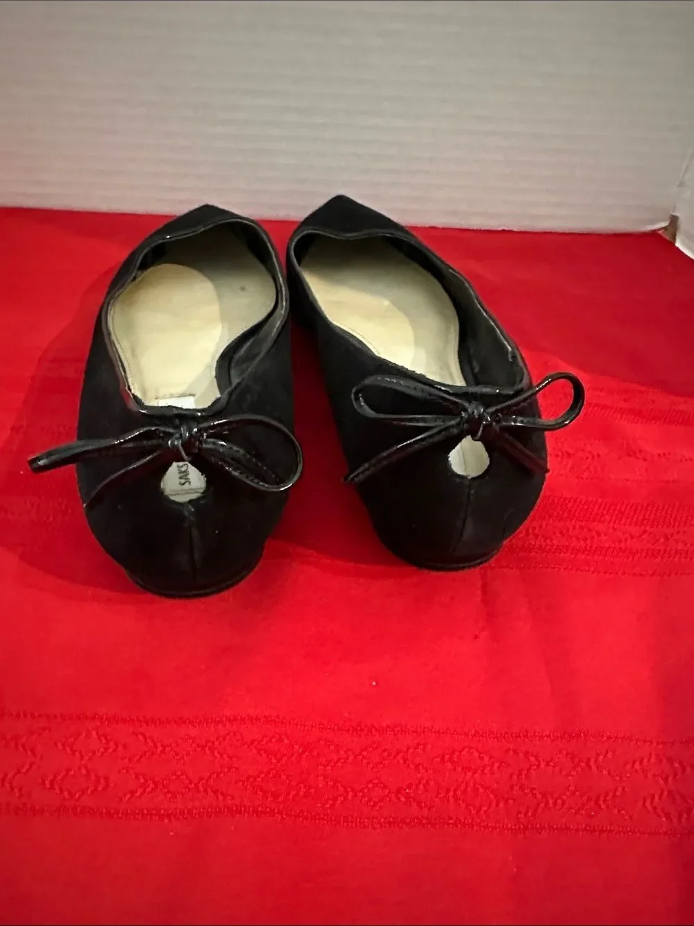 Saks 5th Avenue Black Pointed Toe Flats w/ Back Bow Tie - Size 8